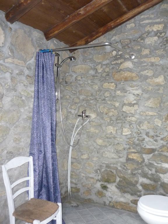 Micro-Cottage In Pietra La Ratatouille Dego Zimmer foto